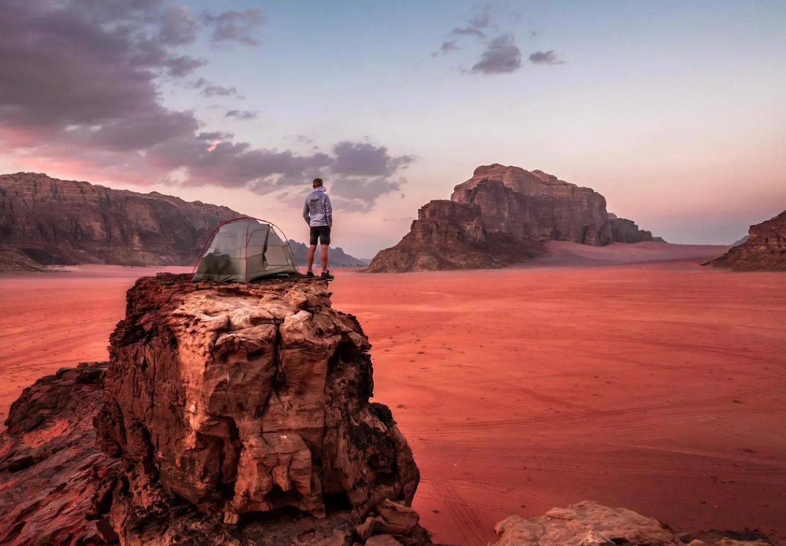 Capsule hotel Wadi Rum Mundo Camp Aqaba Jordan
