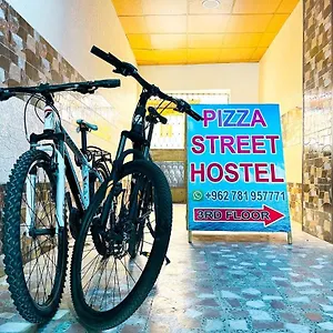 Pizza Street 호스텔
